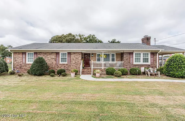 4204 Woodcrest RD, Rocky Mount, NC 27803