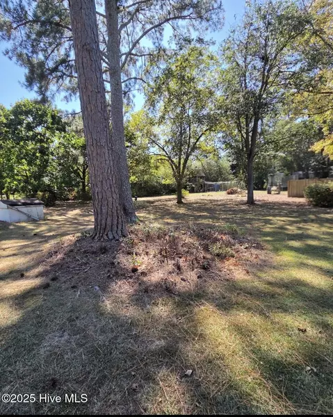 9360 Cedar DR, Laurinburg, NC 28352