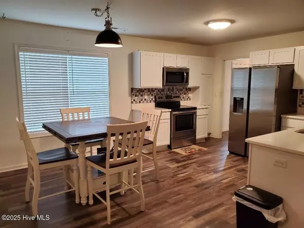 Elizabeth City, NC 27909,1660 Warren WAY