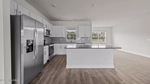 New Bern, NC 28560,215 Lake Tyler DR