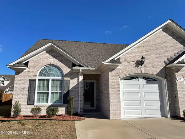 1673 Cambria DR #A, Greenville, NC 27834