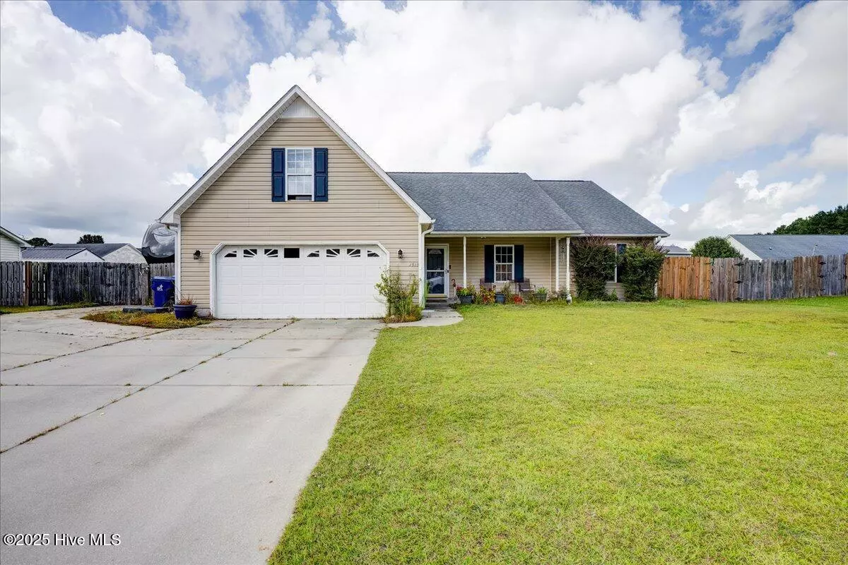 Havelock, NC 28532,1513 Mesquite CT