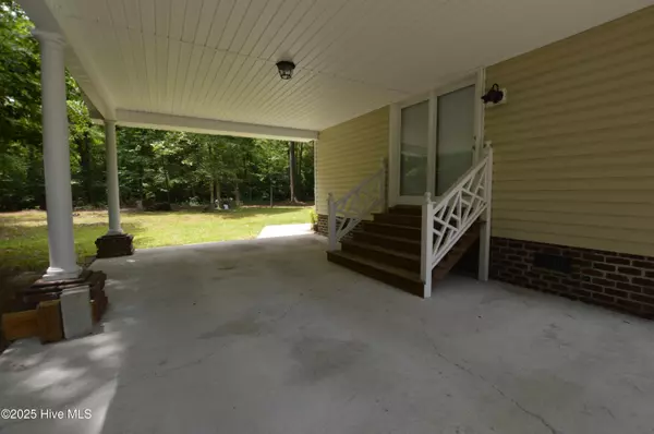 Jacksonville, NC 28540,1527 Catherine Lake RD