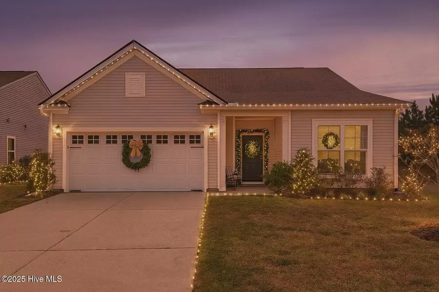 9470 Barnstormer DR, Calabash, NC 28467