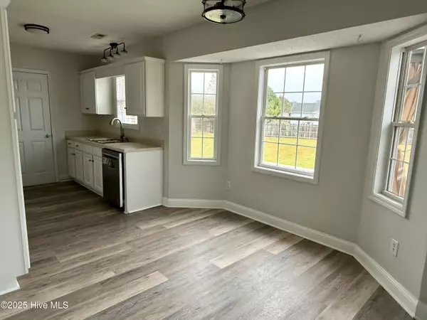 Swansboro, NC 28584,605 Bridle CT