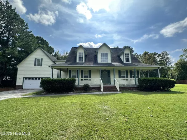 212 Riverbend RD, Jacksonville, NC 28540