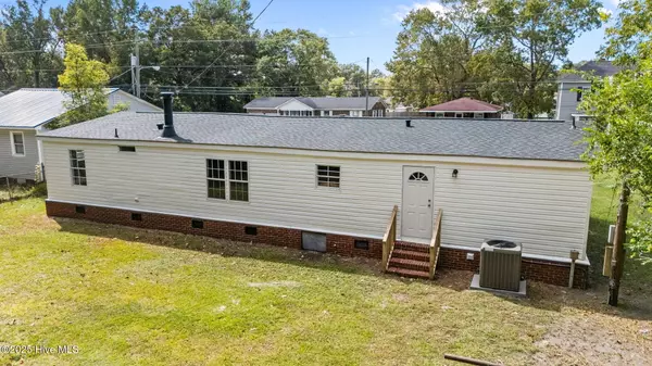 Ayden, NC 28513,4325 Martin Luther King Jr ST