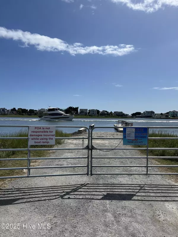 Supply, NC 28462,2933 Aster Ln SW