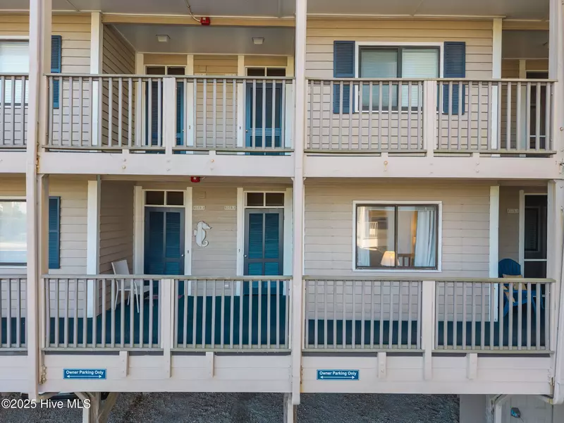 2509 W Ft Macon RD #105 B, Atlantic Beach, NC 28512