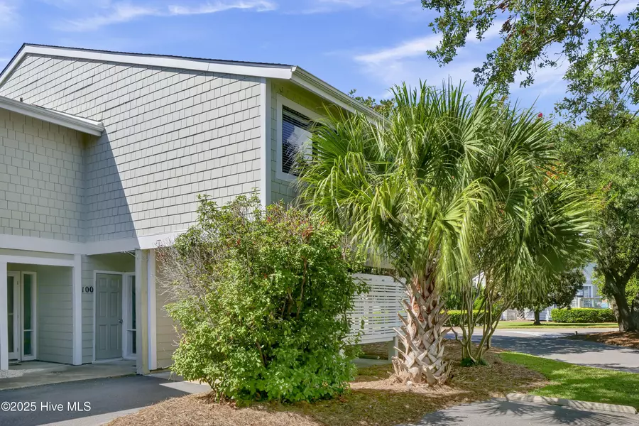 100 Driftwood CT, Wrightsville Beach, NC 28480