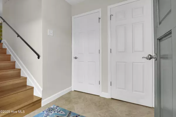 Wrightsville Beach, NC 28480,100 Driftwood CT