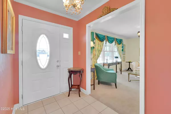 Washington, NC 27889,303 Pine LN