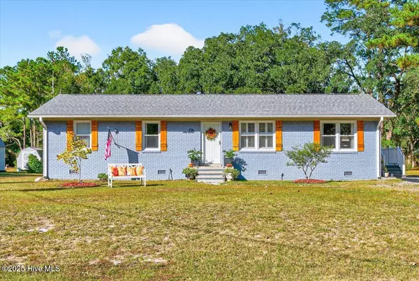 136 Park AVE, Southport, NC 28461