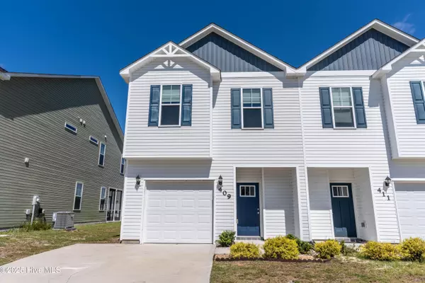 409 Vandemere CT, Holly Ridge, NC 28445