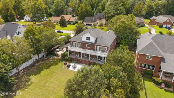 New Bern, NC 28560,222 Drake LNDG