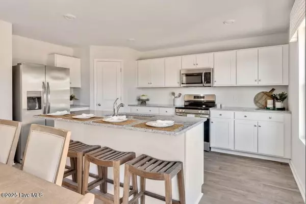 Supply, NC 28462,3091 Cape Point LN SW