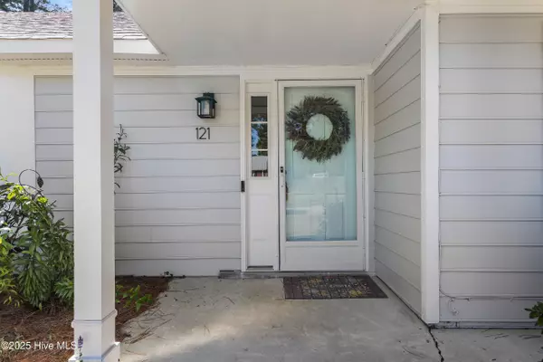 Jacksonville, NC 28546,121 Silver Leaf DR