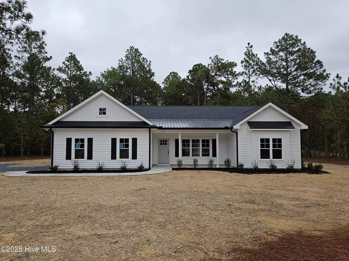 Pinebluff, NC 28373,115 Sandy PL