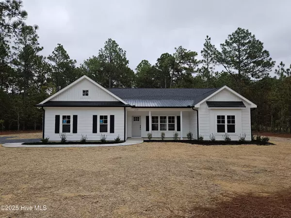 115 Sandy PL, Pinebluff, NC 28373