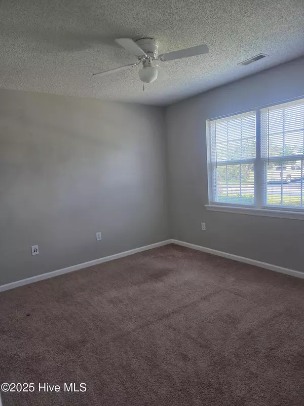 Newport, NC 28570,301 Courtyard W
