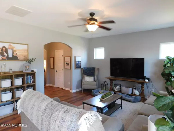 Sneads Ferry, NC 28460,434 Bald Cypress LN