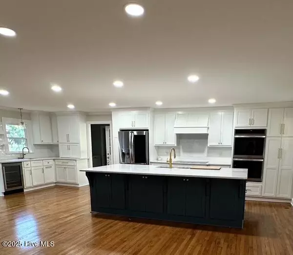 Wilson, NC 27896,5424 Lakehaven CT