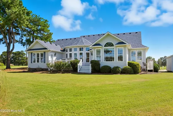 Grandy, NC 27939,178 Carolina Club DR
