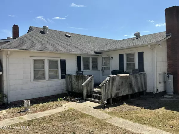 Bladenboro, NC 28320,2290 Pleasant Grove Church RD