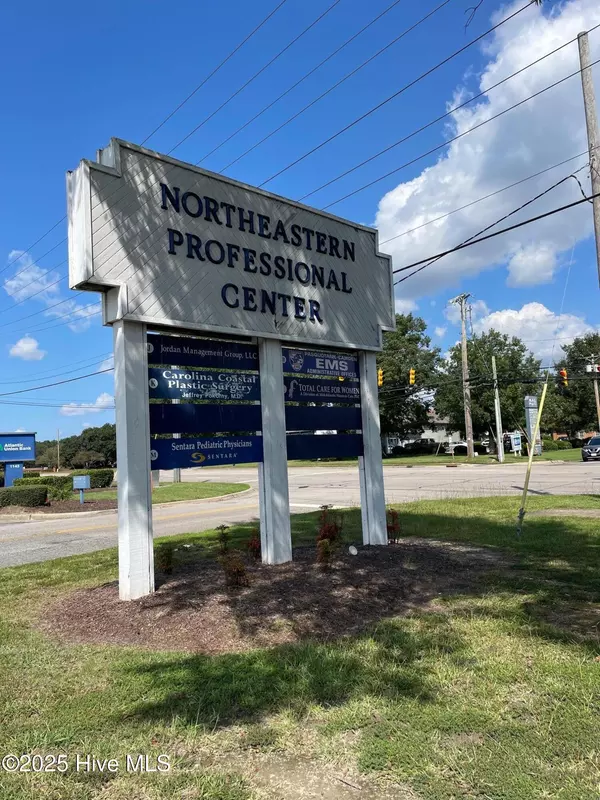 Elizabeth City, NC 27909,1141 N Road ST #Suite M
