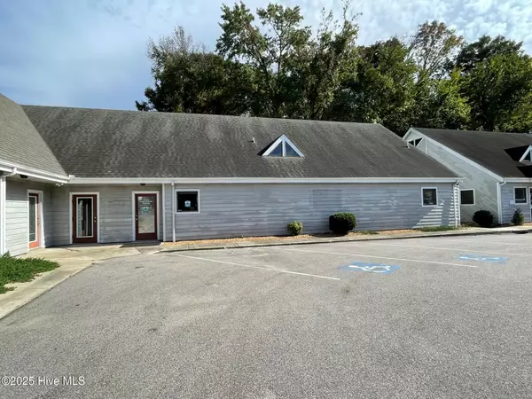 Elizabeth City, NC 27909,1141 N Road ST #Suite G