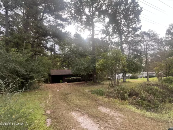 New Bern, NC 28560,506 King Neck RD