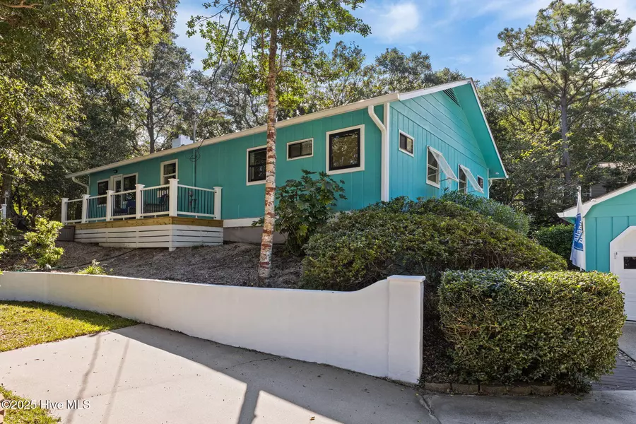 201 Hoop Pole Creek DR, Atlantic Beach, NC 28512