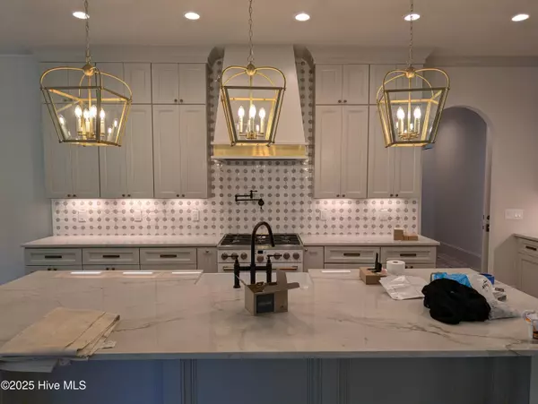 Pinehurst, NC 28374,305 Sloan LN