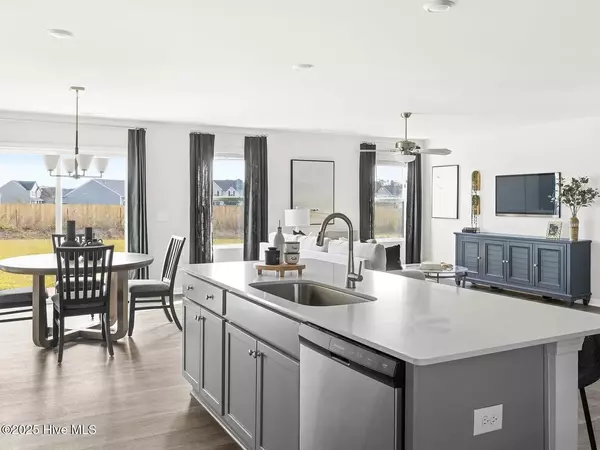 Supply, NC 28462,3079 Cape Point Ln Sw SW