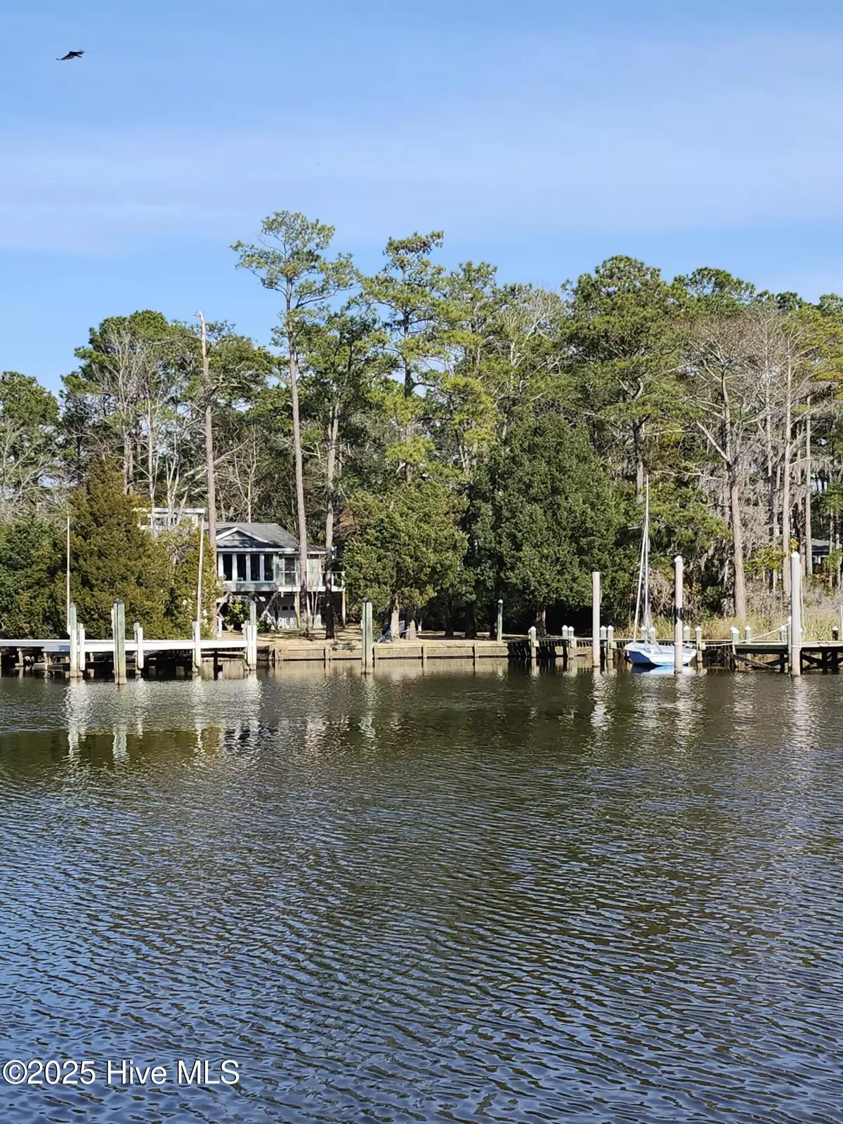 New Bern, NC 28560,5504 Gondolier DR