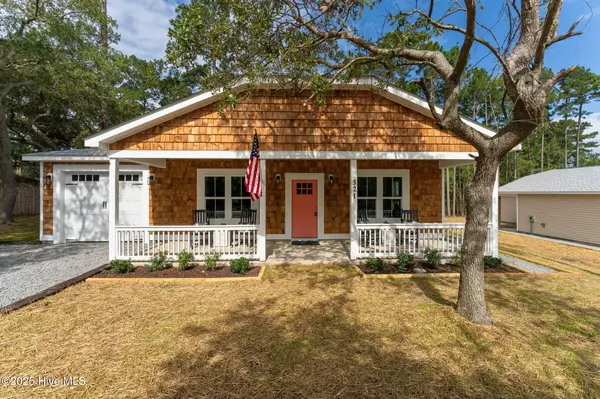 Holly Ridge, NC 28445,321 N Dyson ST