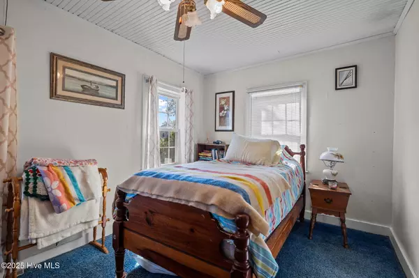 Morehead City, NC 28557,304 N 21st ST