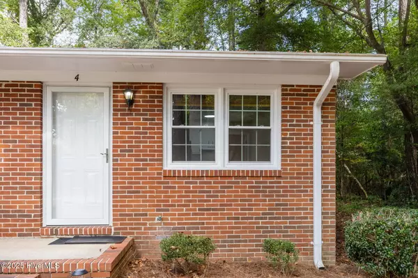 1190 Gould RD #4, Jacksonville, NC 28540