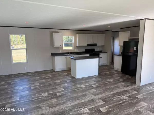 Elizabethtown, NC 28337,2227 Twisted Hickory RD