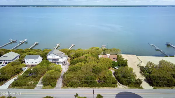 Emerald Isle, NC 28594,708 Emerald DR