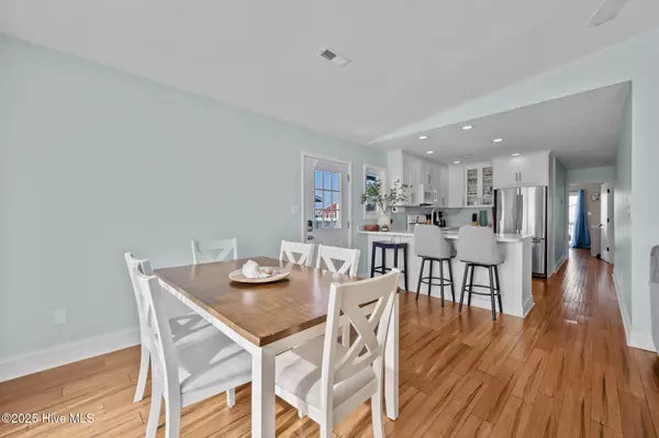 North Topsail Beach, NC 28460,177 Sea Gull LN