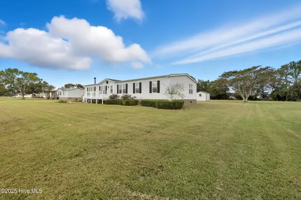 Elizabeth City, NC 27909,1391 Schoolhouse RD