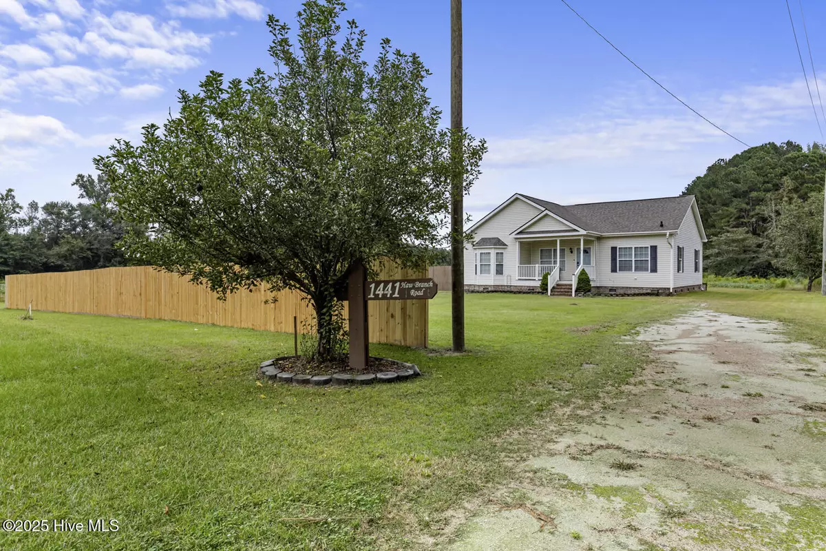 Beulaville, NC 28518,1441 Haw Branch RD