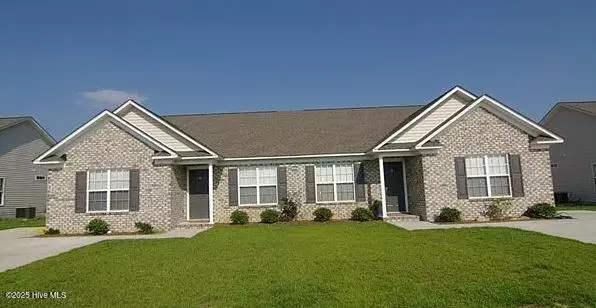 2541 Saddleback DR #A, Winterville, NC 28590