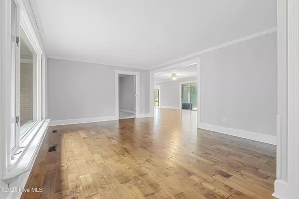 Whispering Pines, NC 28327,4 Bogie DR