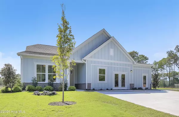 Southport, NC 28461,131 Stuart AVE #42