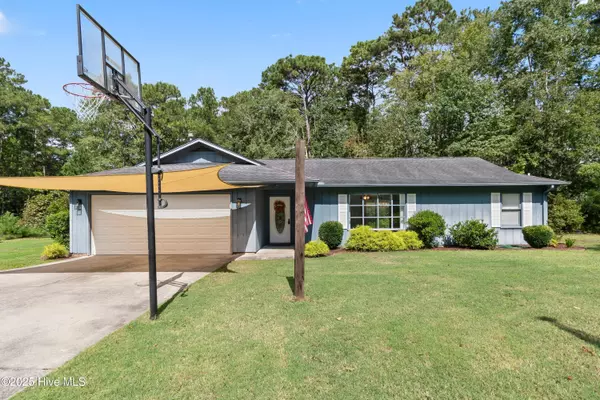 580 Boundaryline DR NW, Calabash, NC 28467