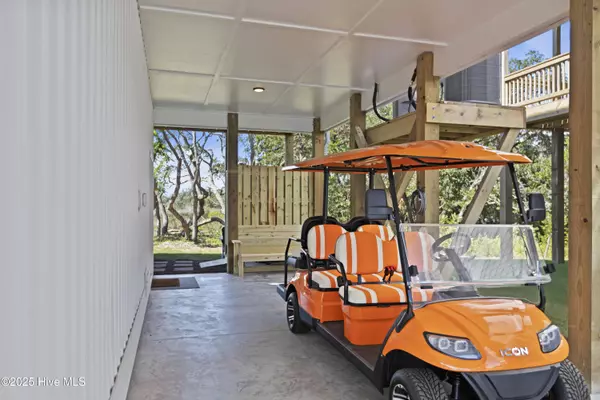 Surf City, NC 28445,825 N New River DR #B