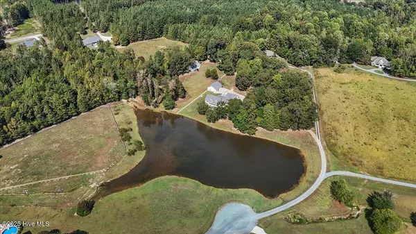 194 Fawns Rest RD, Siler City, NC 27344