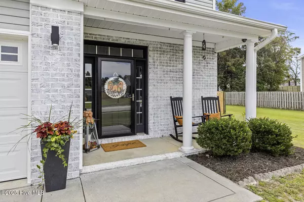 Richlands, NC 28574,235 Maidstone DR